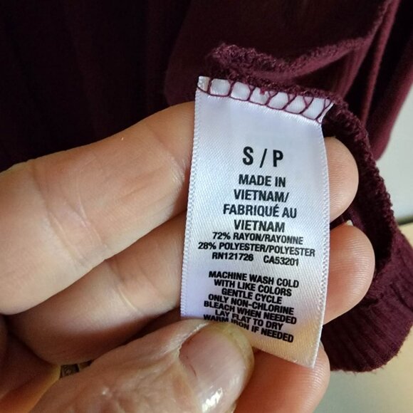 EUC Aeropostale Sweater Cardigan Style - Picture 4 of 4